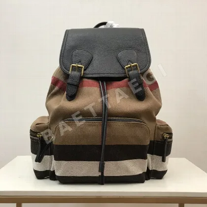 버버리 밀리터리 체크 백팩 39943