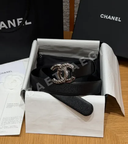 샤넬 클래식 더블 C 가죽 벨트 181141