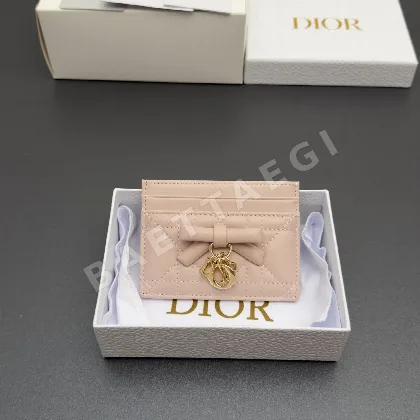 디올 레이디 프리지아 양가죽 카드지갑 S2604