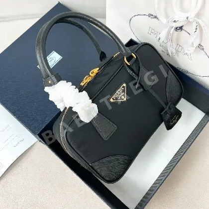 프라다 더블 핸들 호보 가방 1BB121