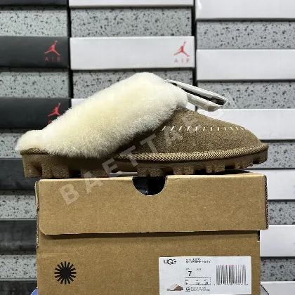어그 [TOP] LBNZ 208933 UGG LBNZ 1180370