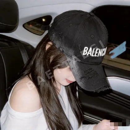 발렌시아가 워시 가공 코튼 베이스볼 캡 179693