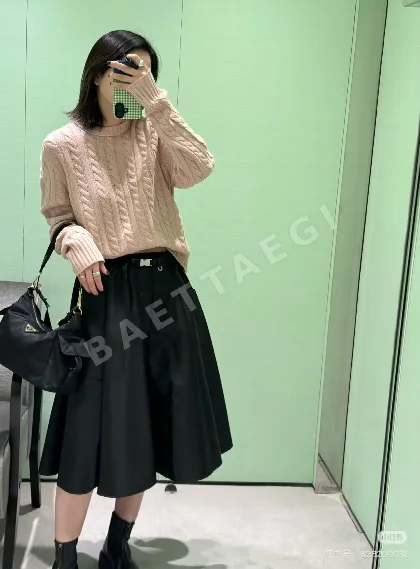 프라다 나일론 포켓 여성 스커트