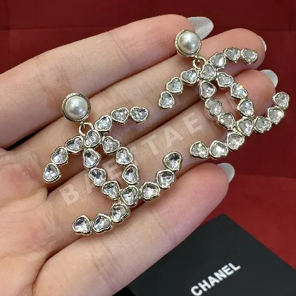 샤넬 하트 크리스탈 더블 C 진주 귀걸이 178672