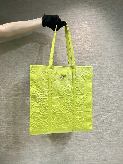 프라다 램스킨 라지 토트백 1BG587 66126