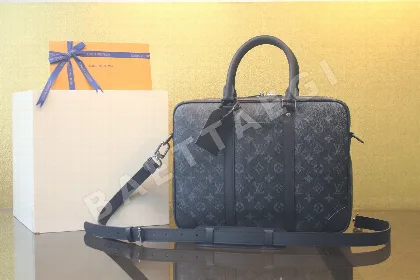 루이비통 M46457 보야지 스몰 브리프케이스 가방 333