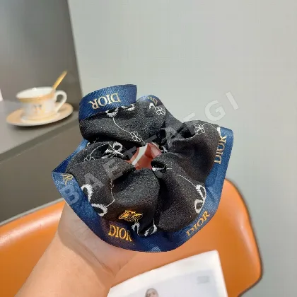 디올 꽃무늬 헤어 밴드 184497