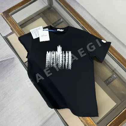 몽클레르 남녀공용 반팔 티셔츠 48826