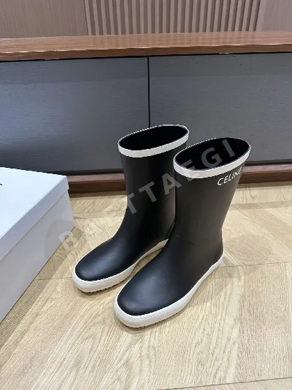 셀린느 심리스 러버 레인부츠 85237