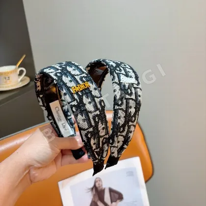 디올 D형 헤어밴드 184470