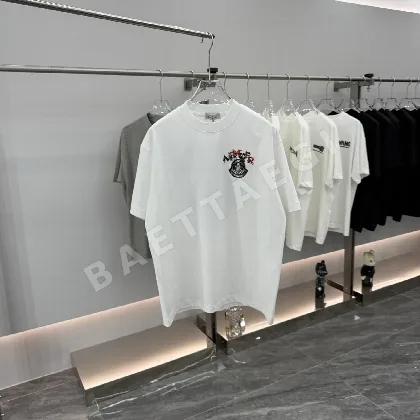 몽클레르 스페셜 자수 남녀공용 반팔 티셔츠 71703
