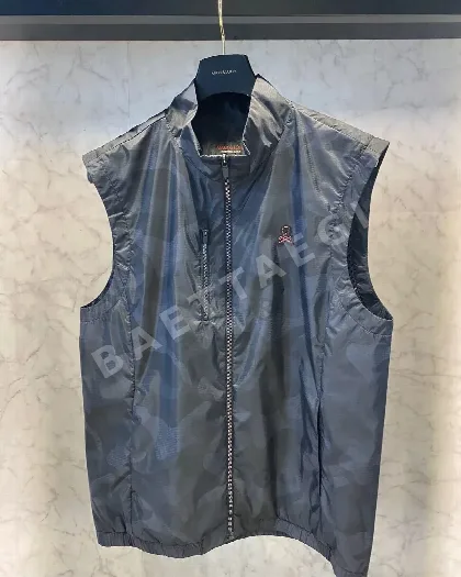 마크앤로나 남성 여름용 경량 방풍 조끼 153399