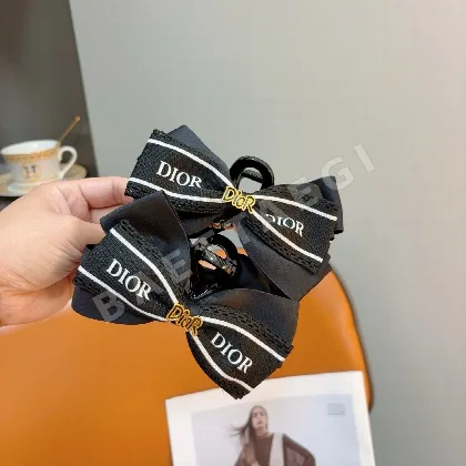 디올 헤어클립 184477