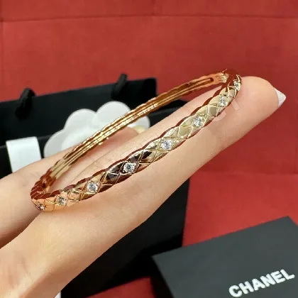 샤넬 코코 크러쉬 하프 다이아몬드 팔찌 178446