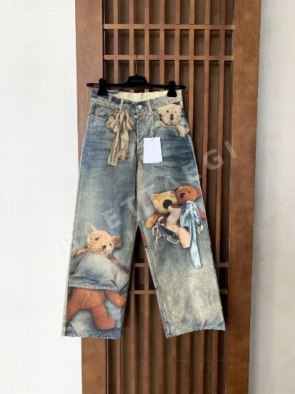 디올 3D 테디베어 프린트 루즈핏 데님 바지