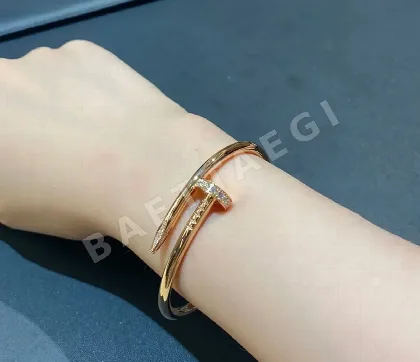 까르띠에 팔찌 59484 Cartier Bracelet