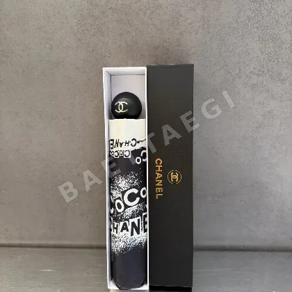 샤넬 삼단 자동 접이식 우산 85393