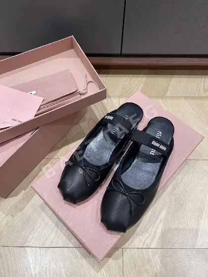미우미우 슬립온 신발 24195