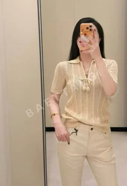 발렌티노 3D 체리 컬러 하프 집 반팔 니트 135360