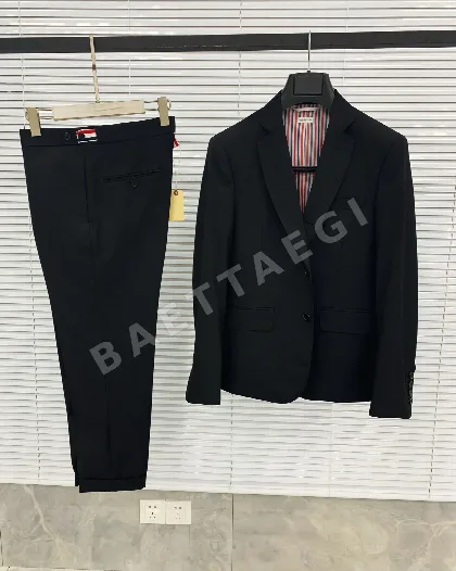 톰브라운 클래식 핏 드레스 팬츠 남성 바지 159519