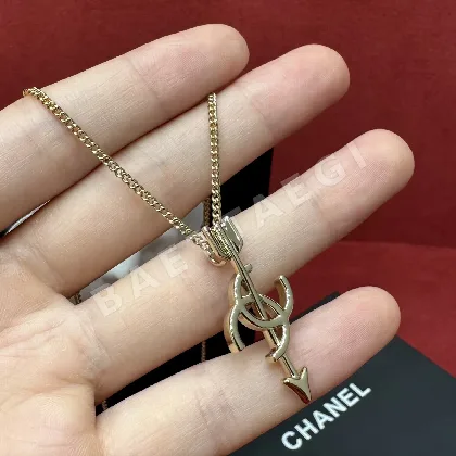 샤넬 큐피드 화살 더블 C 목걸이 179602