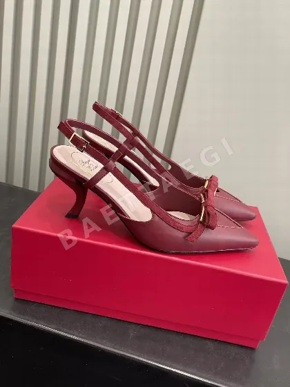 로저비비에 RV 보우 백리스 샌들 17157