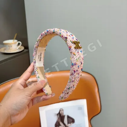 셀린느 한국풍 문자가 장식된 헤어밴드 184655