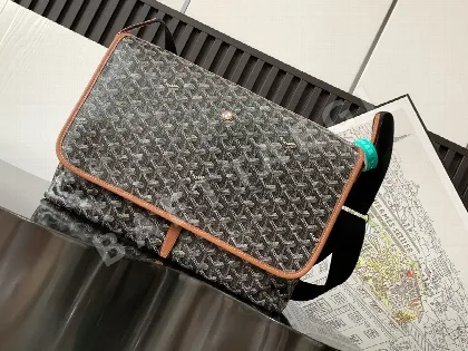 고야드 캡티옹 메신저백 77528