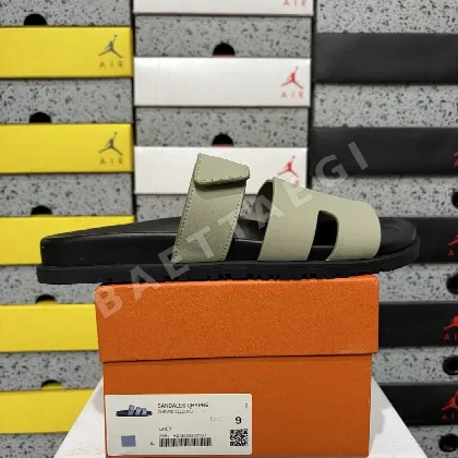 에르메스 [YX] 블랙 205749 Hermes Chypre Sandal /