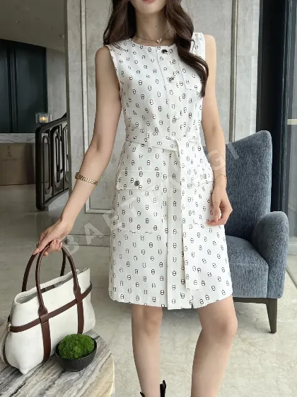 에르메스 돼지코 패턴 벨트 민소매 원피스 155978