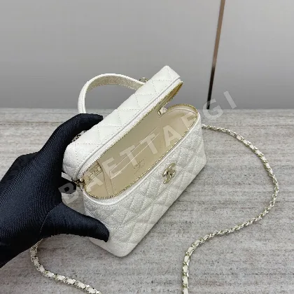샤넬 25C 베니티백 화이트 25C
