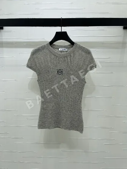로에베 여성 반팔 96737