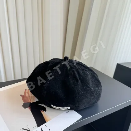 미우미우 베레모 모자 185760