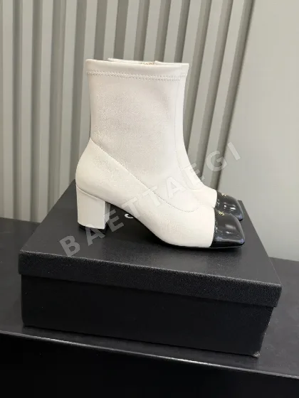 샤넬 부츠 시프스킨 스퀘어 토 178850