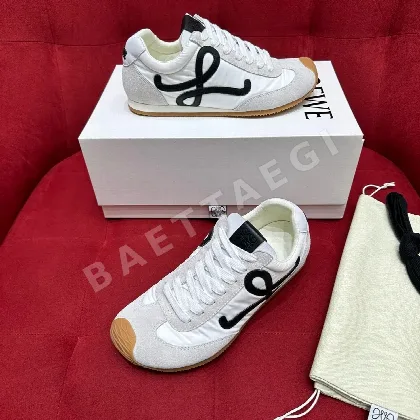 로에베 스니커즈 186985