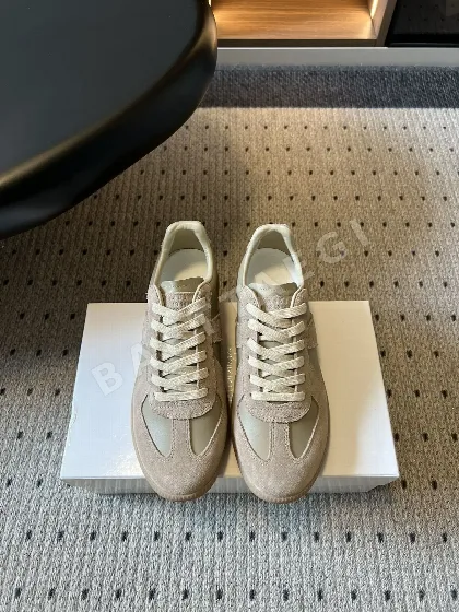 마르지엘라 레트로 트레이닝 스니커즈 95549