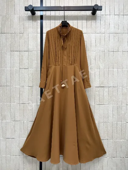 루이비통 스탠드 카라 플리츠 여성 원피스 165492
