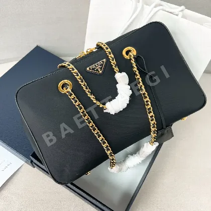 프라다 블랙골드 체인 나일론 가방 1BB114