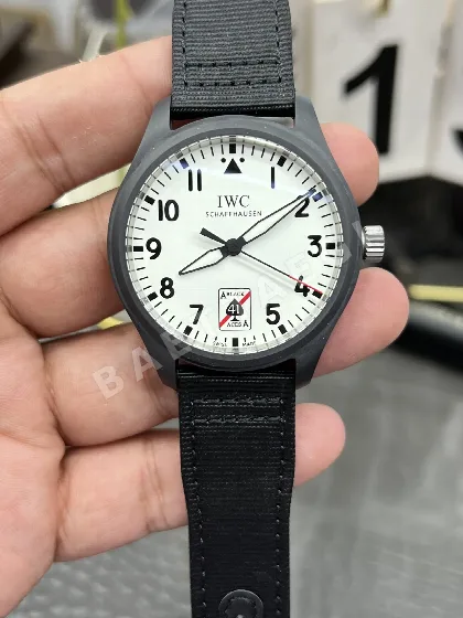 IWC 파일럿 에이스 오브 스페이드 세라믹 시계