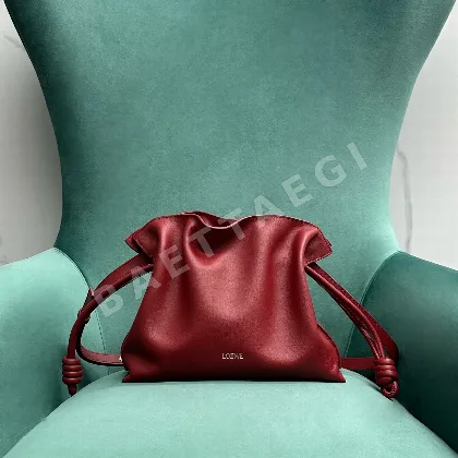 로에베 플라멩코 나파 가죽 드로스트링 백 77294