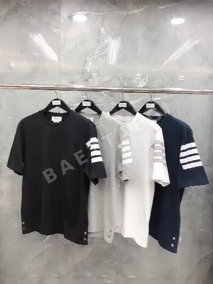 톰브라운 사선 반팔 티셔츠 40455