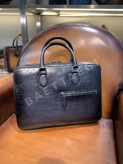 벨루티 러브 레터 에디션 카프스킨 브리프케이스 가방 159568