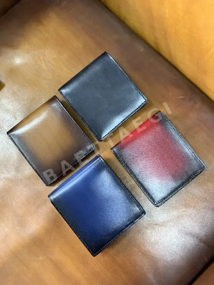 벨루티 가죽 다기능 숏월렛 지갑 159768
