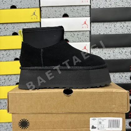 어그 [TOP] 블랙 208884 UGG Classic Mini Dipper Boot -817