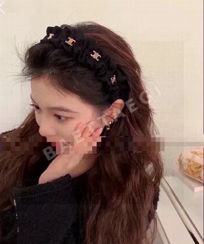셀린느 헤어악세사리 184687