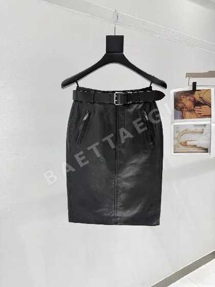 생로랑 여성 양가죽 레더 스커트 206761