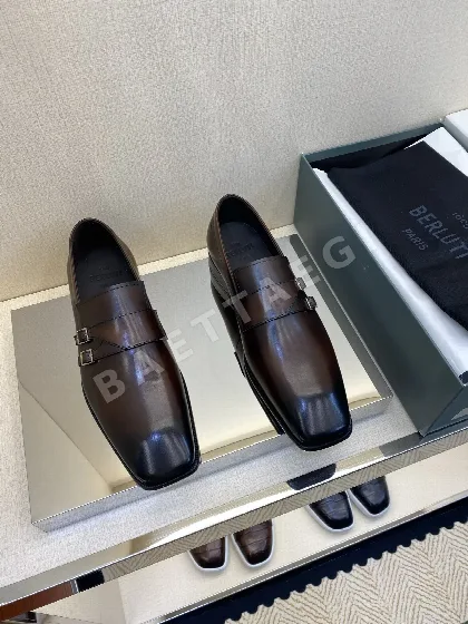 벨루티 로퍼 가죽 수작업 페인팅 205426