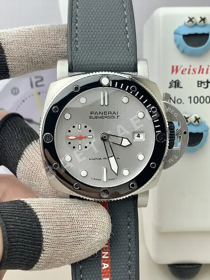 파네라이 PAM1681 시계