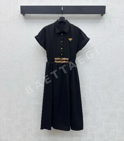 프라다 가죽 버튼 반팔 폴로 카라 A라인 원피스 45936