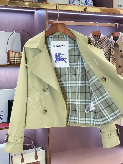 버버리 여성 코튼 혼방 트렌치 숏 자켓 78226